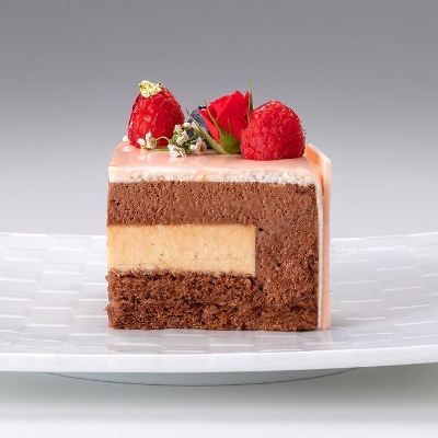 �j���̃��[�Y�u�[�P 䕃z���C�g�V���R��